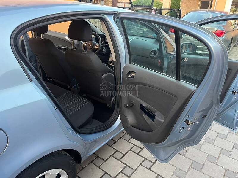 Opel Corsa D 1.2 16v