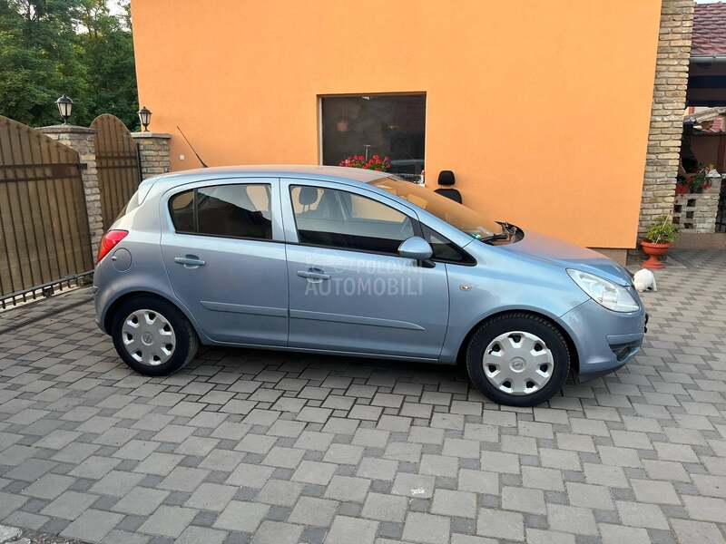 Opel Corsa D 1.2 16v
