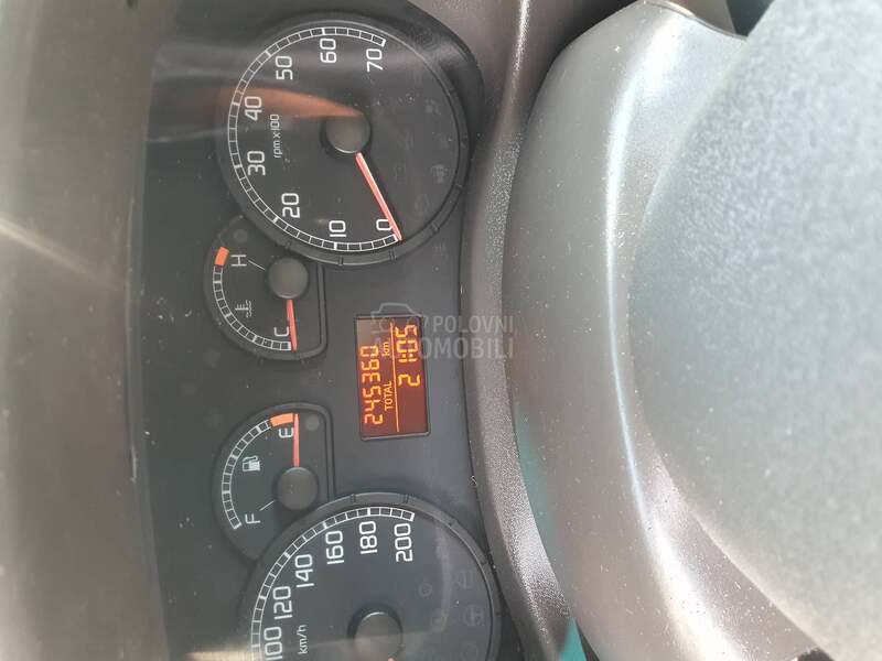 Fiat Doblo C H