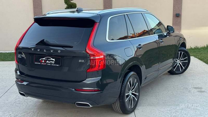 Volvo XC90 REZERVISAN