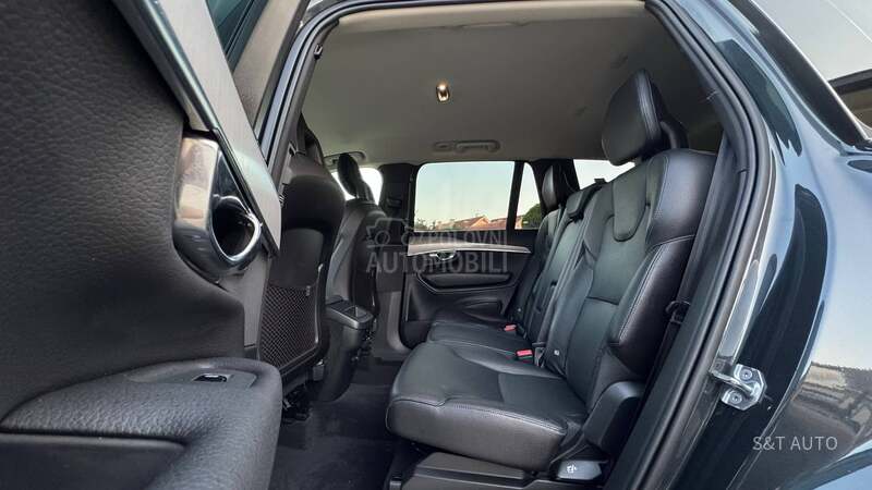 Volvo XC90 REZERVISAN