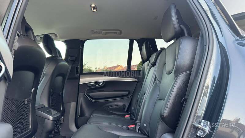 Volvo XC90 REZERVISAN