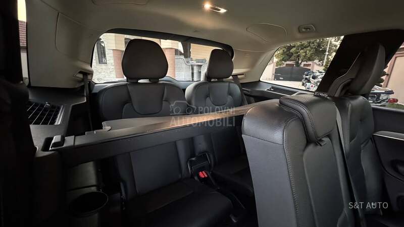 Volvo XC90 REZERVISAN