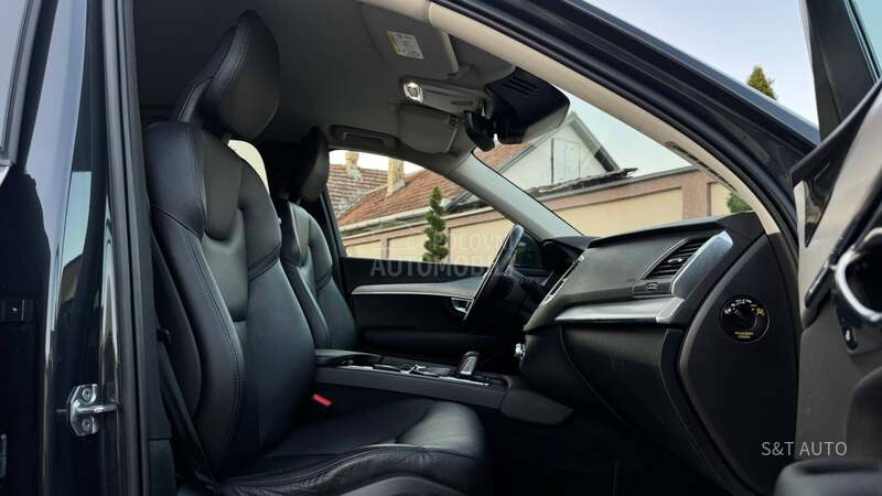 Volvo XC90 REZERVISAN