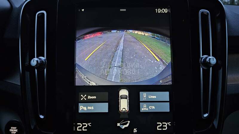Volvo XC40 T5 248hp INSCRIPTION