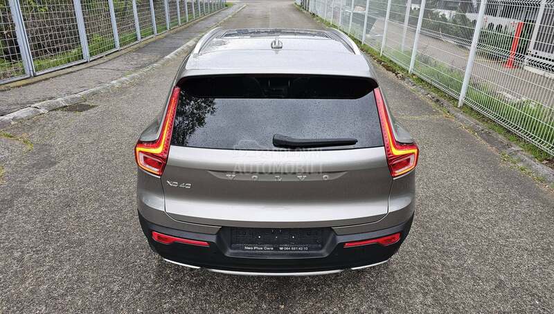 Volvo XC40 T5 248hp INSCRIPTION