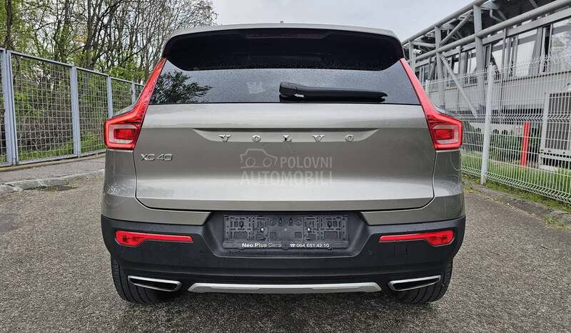 Volvo XC40 T5 248hp INSCRIPTION