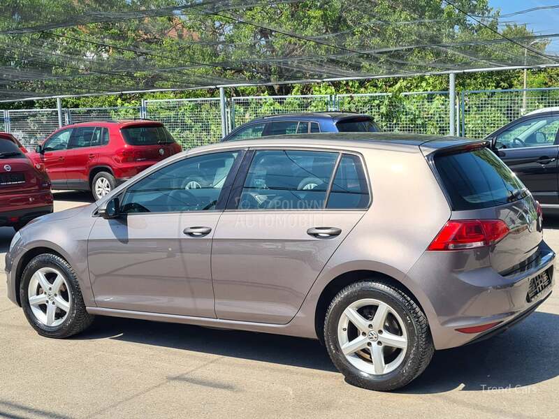 Volkswagen Golf 7 1.6 TDI XENON
