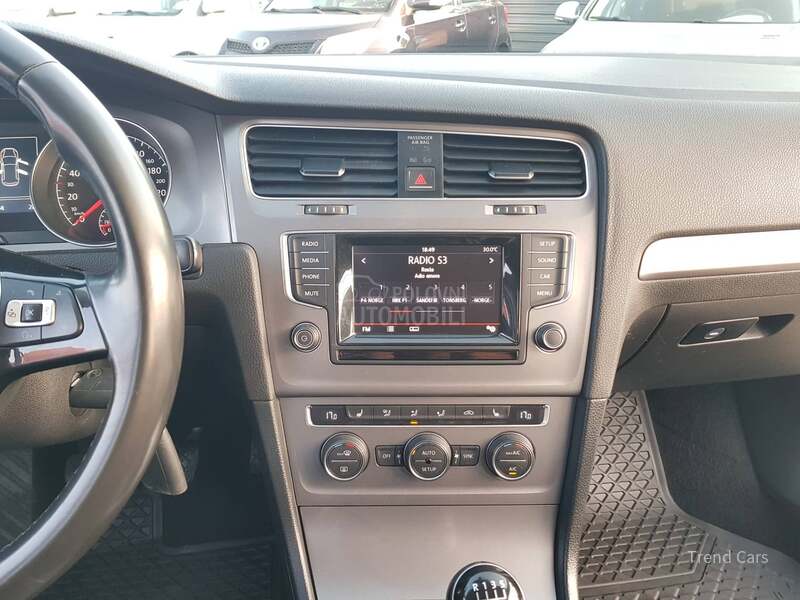 Volkswagen Golf 7 1.6 TDI XENON