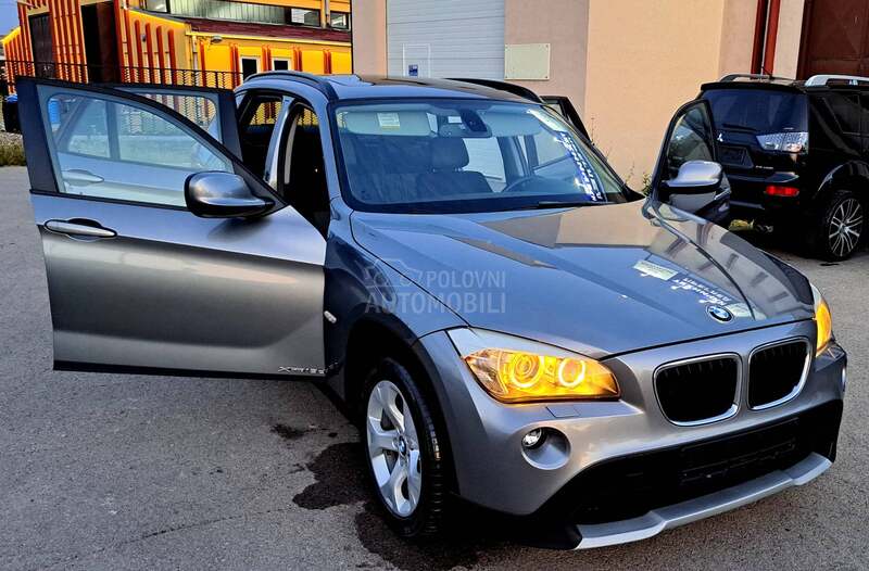 BMW X1 4X4 PANO XEN NOV