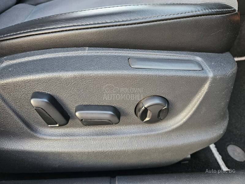 Škoda Octavia 2.0tdi VIRT/KAM/LED