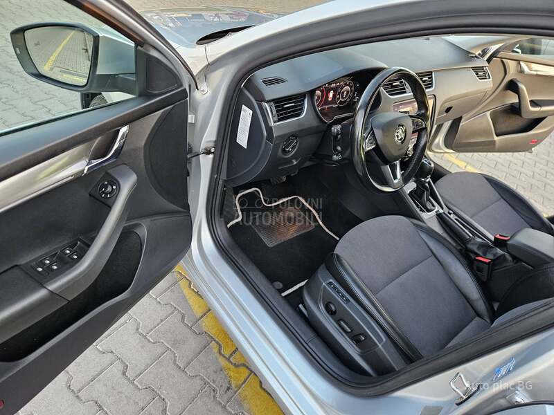 Škoda Octavia 2.0tdi VIRT/KAM/LED