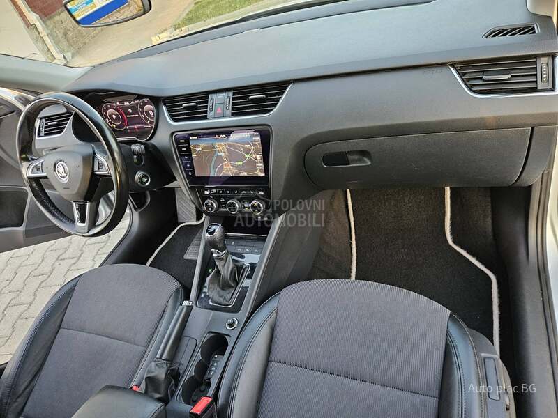 Škoda Octavia 2.0tdi VIRT/KAM/LED