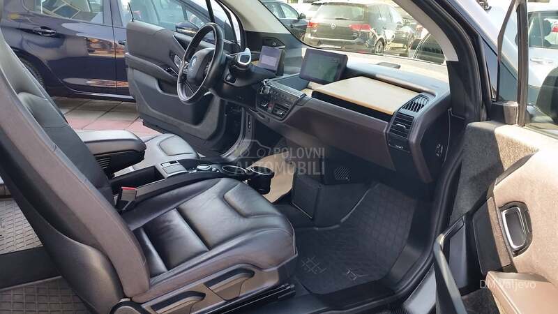 BMW i3 KAO N0V/LED/NAV/FUL