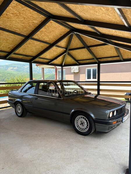 BMW 318 318IS