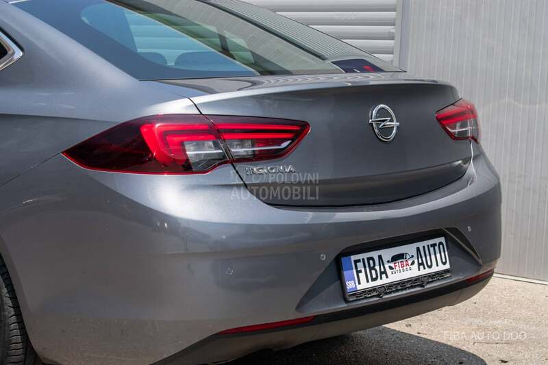 Opel Insignia 2.0D AUT8 LED MEMO