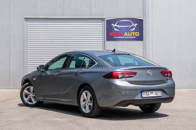 Opel Insignia 2.0D AUT8 LED MEMO