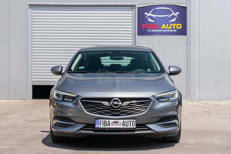 Opel Insignia 2.0D AUT8 LED MEMO