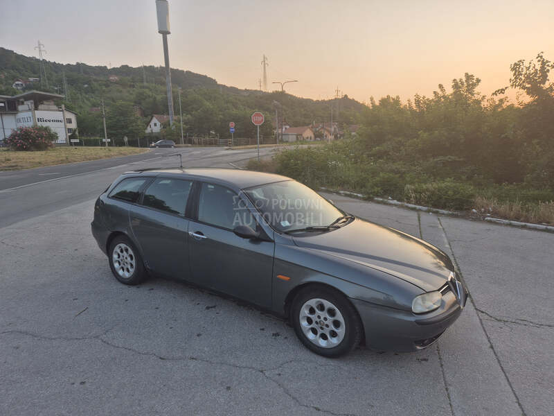 Alfa Romeo 156 