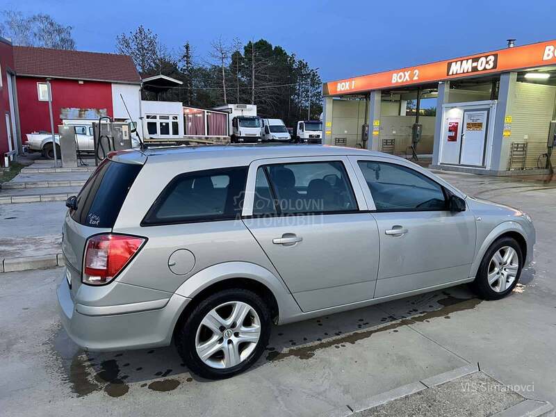 Opel Astra H 1.6