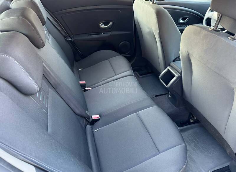 Renault Megane 1.6 16V DYNAMIQUE