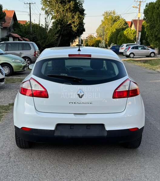 Renault Megane 1.6 16V DYNAMIQUE