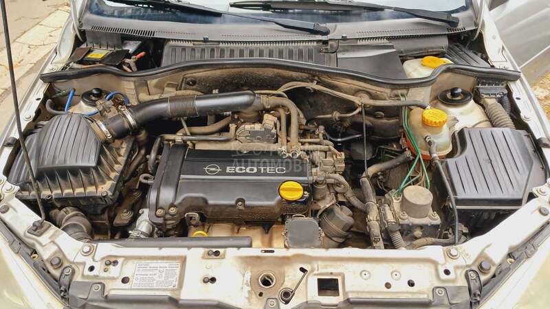 Opel Corsa C 1.4 Twinport