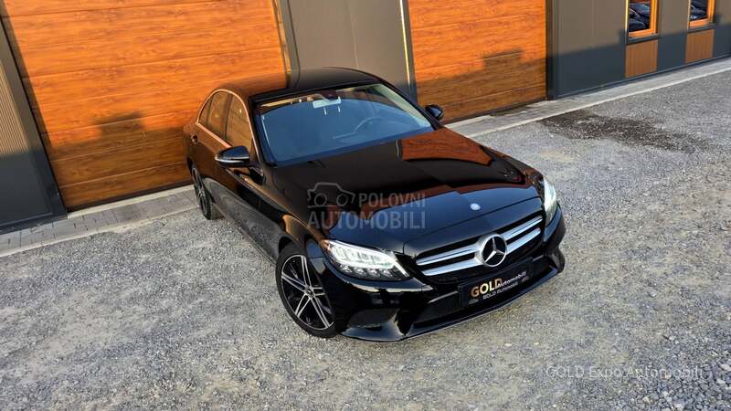 Mercedes Benz C 200 1.6 AMG AVANTGARD