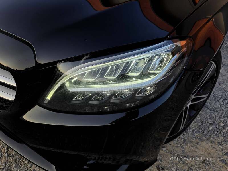 Mercedes Benz C 200 1.6 AMG AVANTGARD