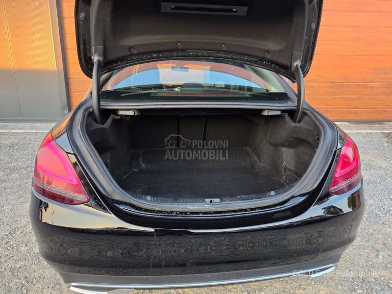 Mercedes Benz C 200 1.6 AMG AVANTGARD