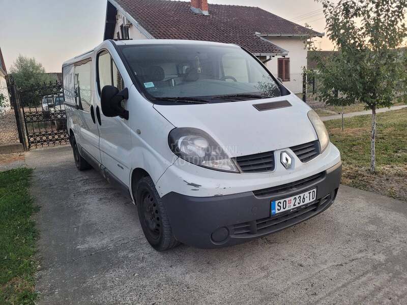 Renault Trafic 2.5dci produženi