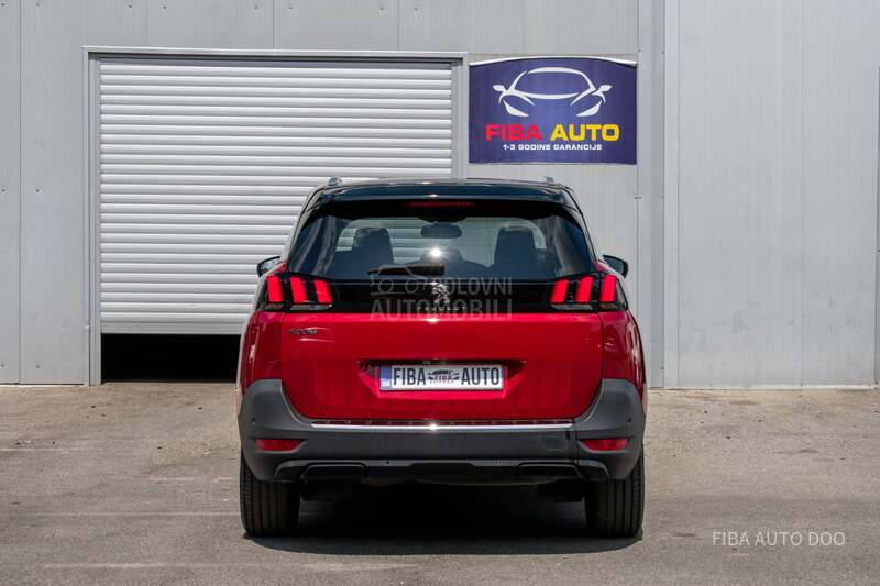 Peugeot 5008 1.2 EAT PANO 7seats