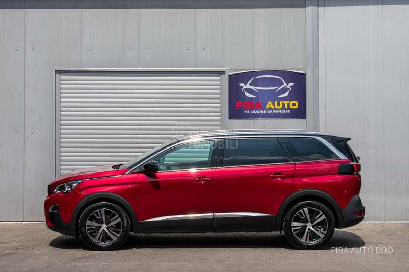 Peugeot 5008 1.2 EAT PANO 7seats