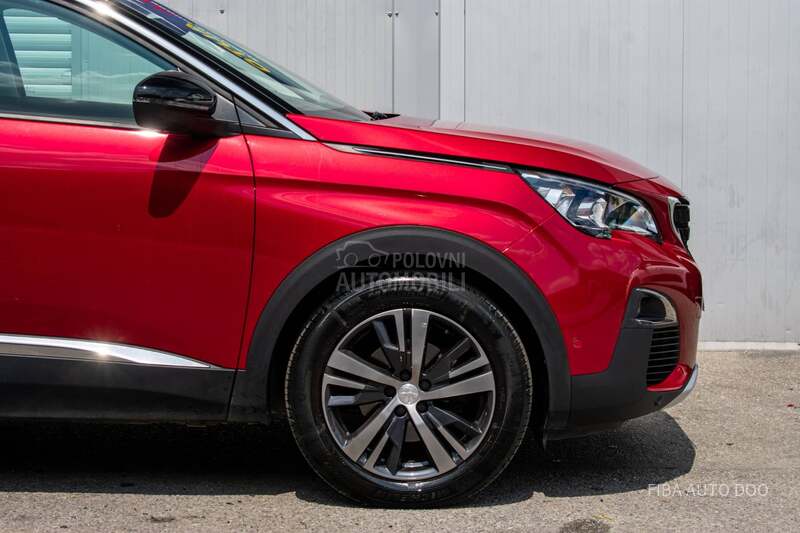 Peugeot 5008 1.2 EAT PANO 7seats