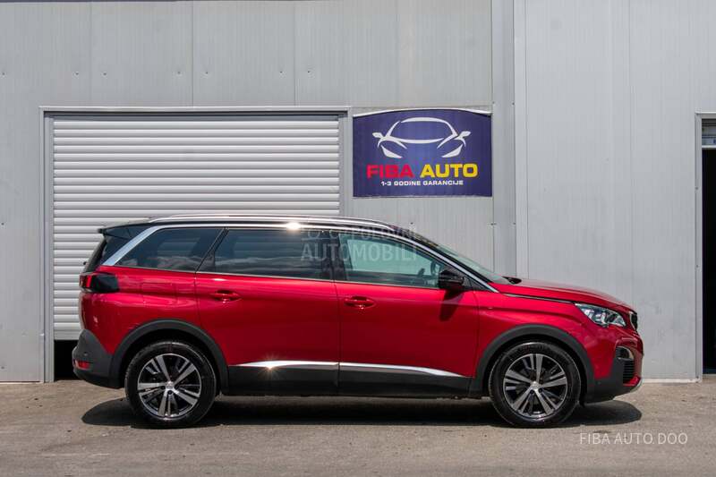 Peugeot 5008 1.2 EAT PANO 7seats