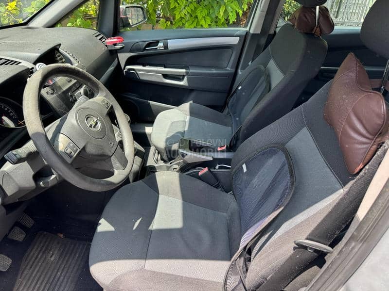 Opel Zafira 1.9 CDTI