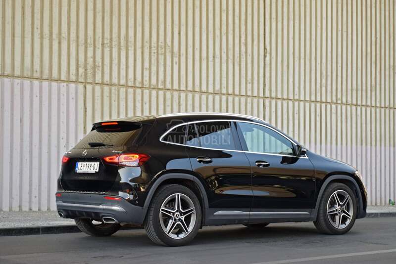 Mercedes Benz GLA 220 D 4MATIC