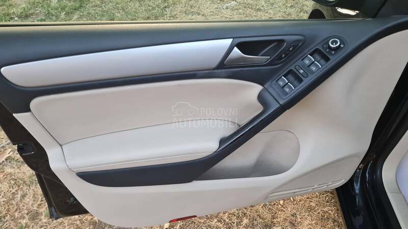 Volkswagen Golf 6 REZERVISAN