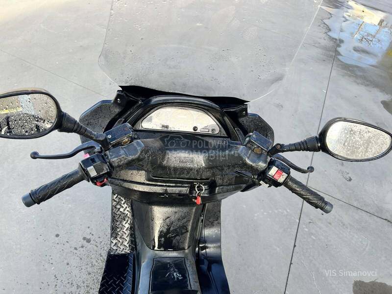 Yamaha majesty 250