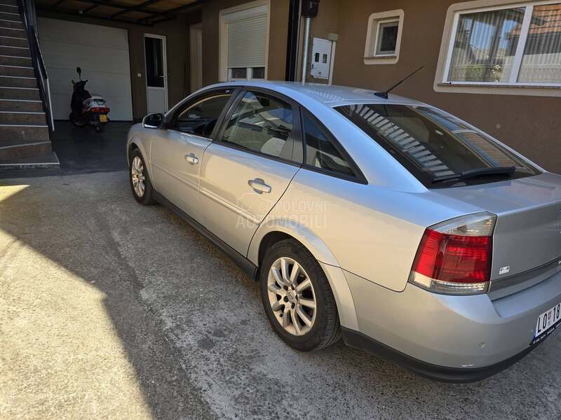 Opel Vectra C GTS uradj servisi