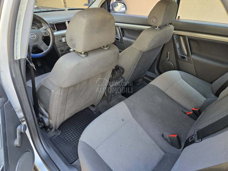 Opel Vectra C GTS uradj servisi