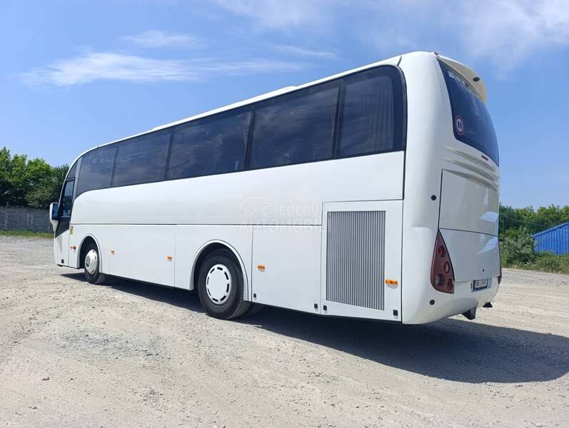 Volvo B7R