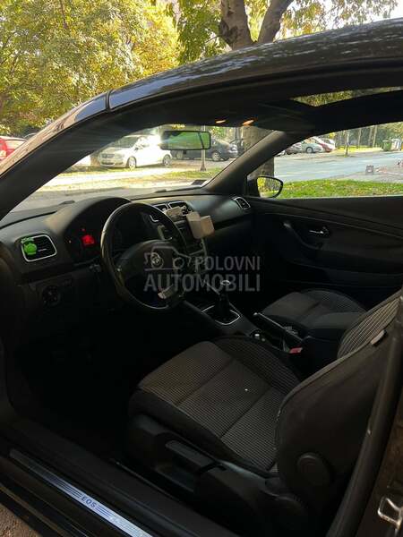 Volkswagen EOS 
