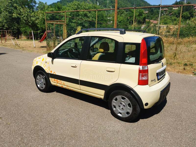 Fiat Panda 4x4 Climbing