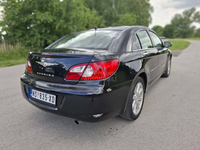 Chrysler Sebring Dugo-reg