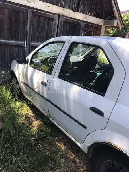 Dacia Logan 