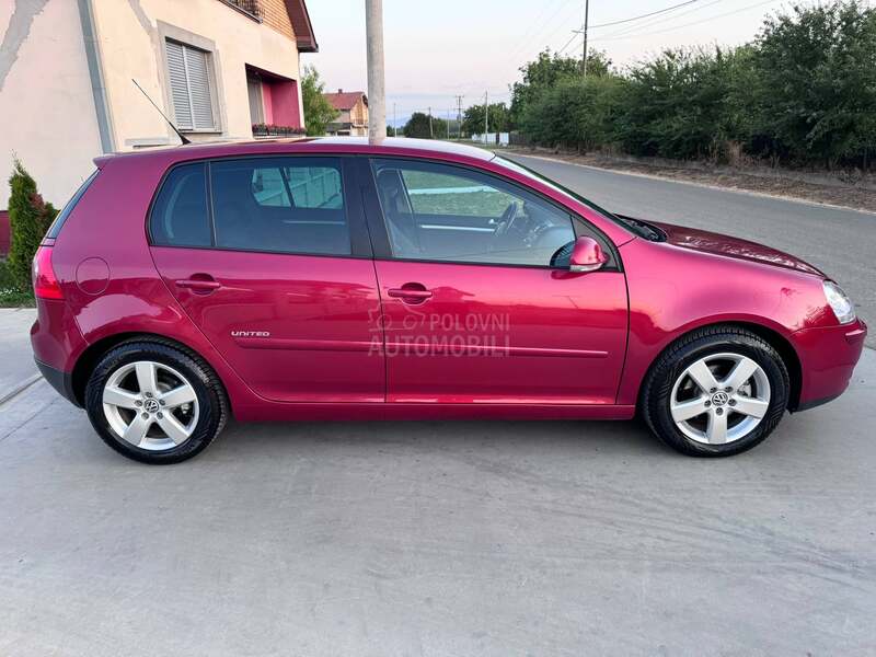 Volkswagen Golf 5 UNITED