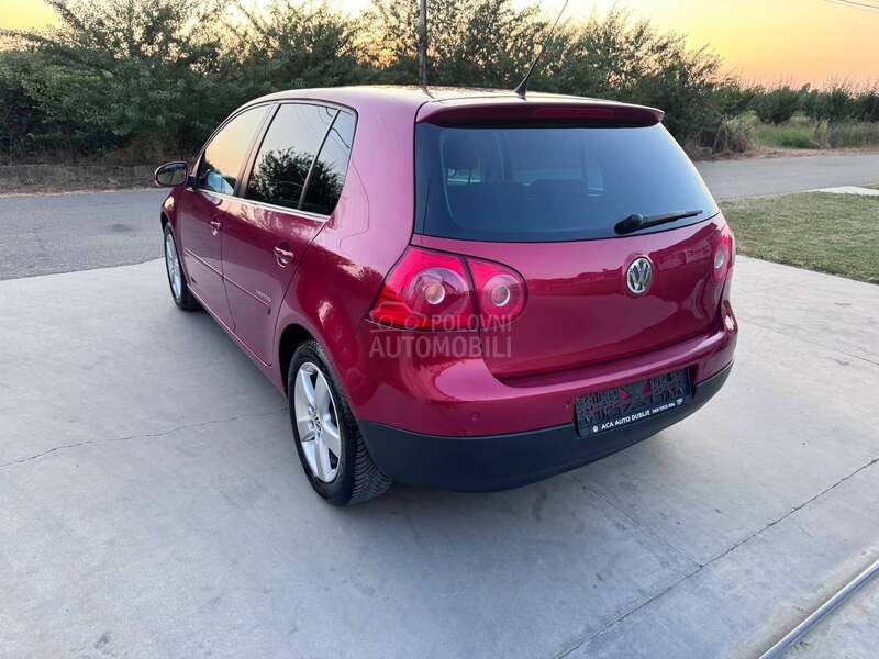 Volkswagen Golf 5 UNITED
