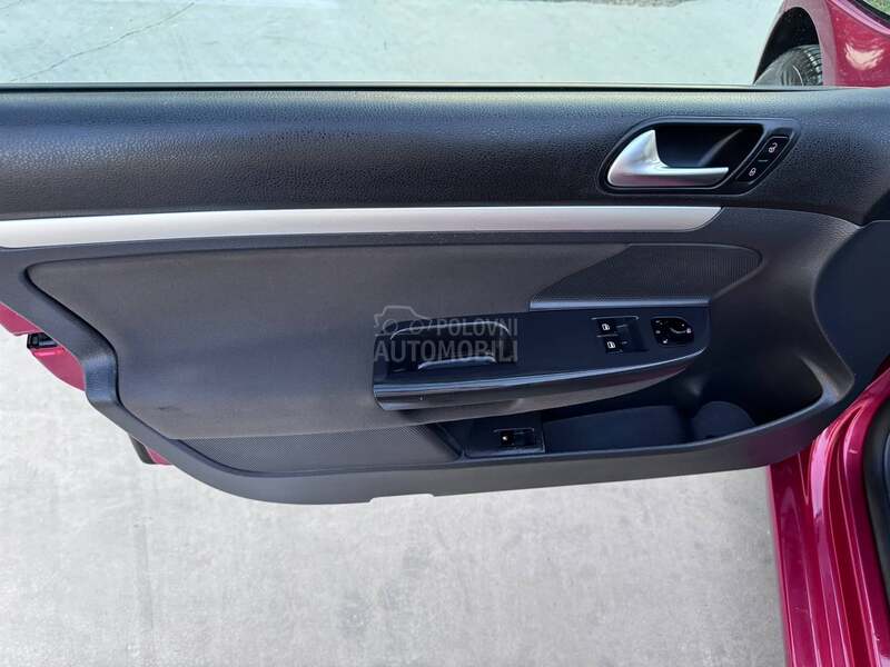 Volkswagen Golf 5 UNITED