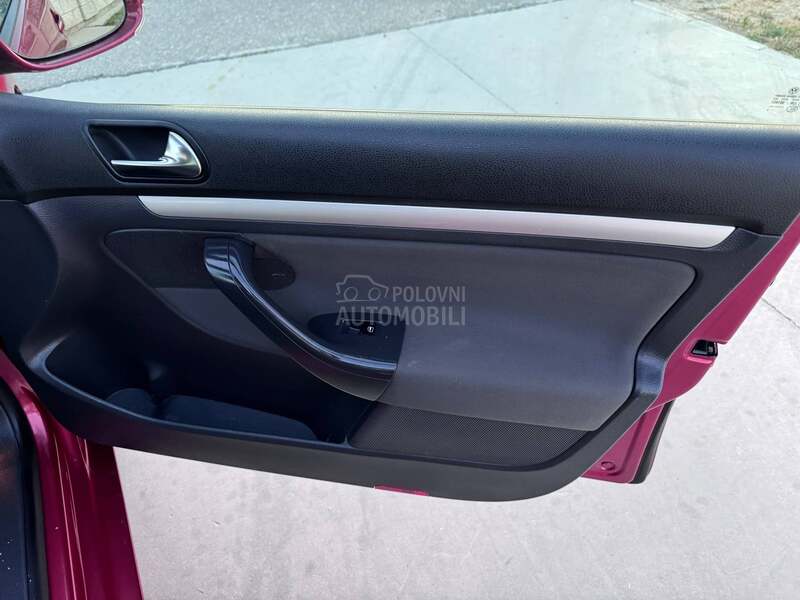 Volkswagen Golf 5 UNITED